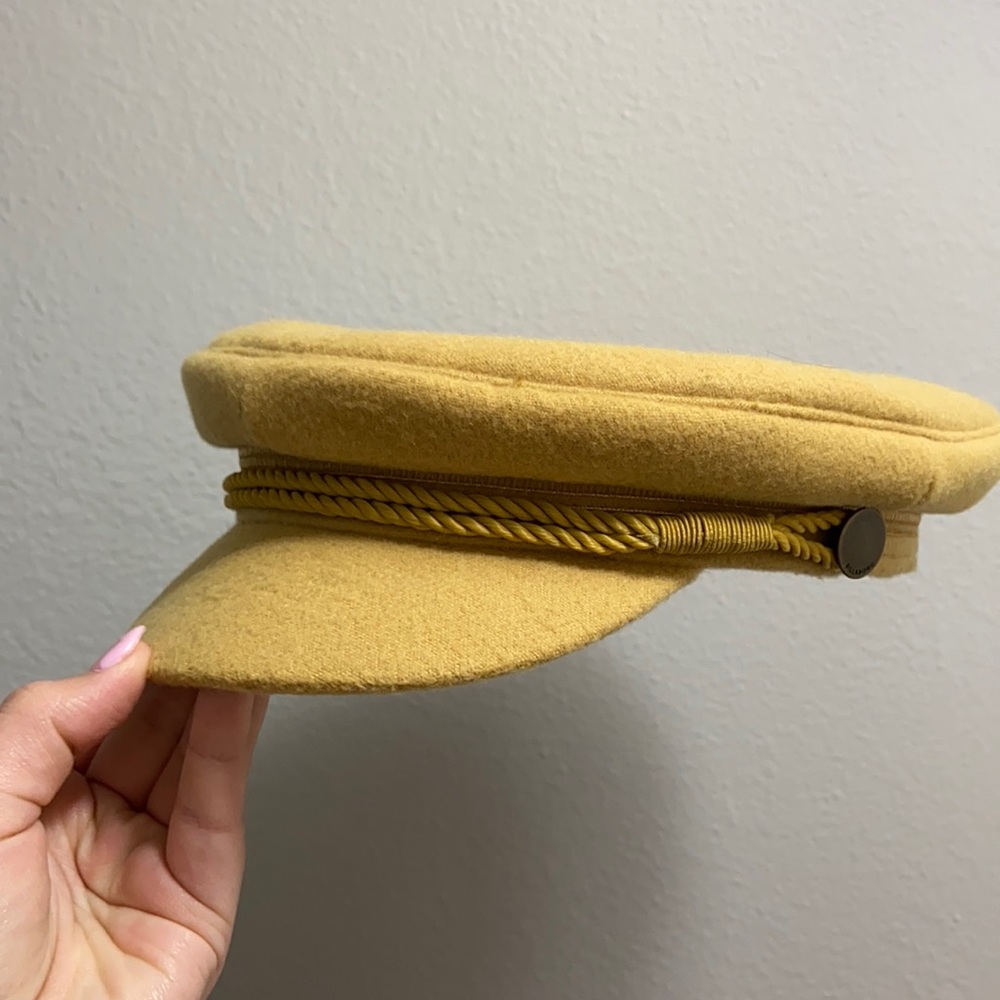 Billabong conductor hat